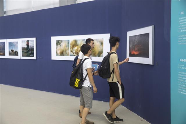 2018第二届深圳国际摄影大展在会展中心6号馆开幕
